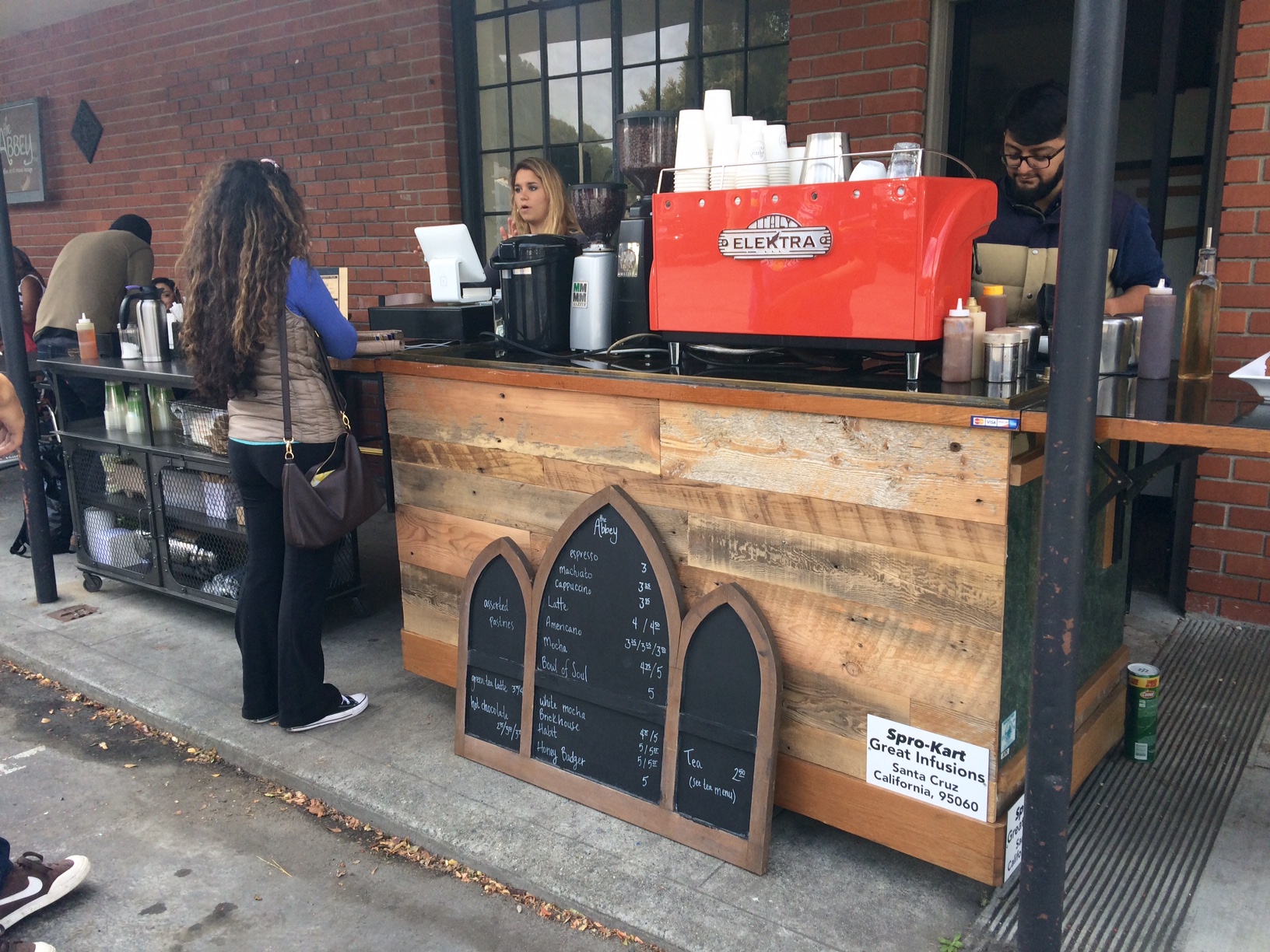 Mobil coffee cart for rent